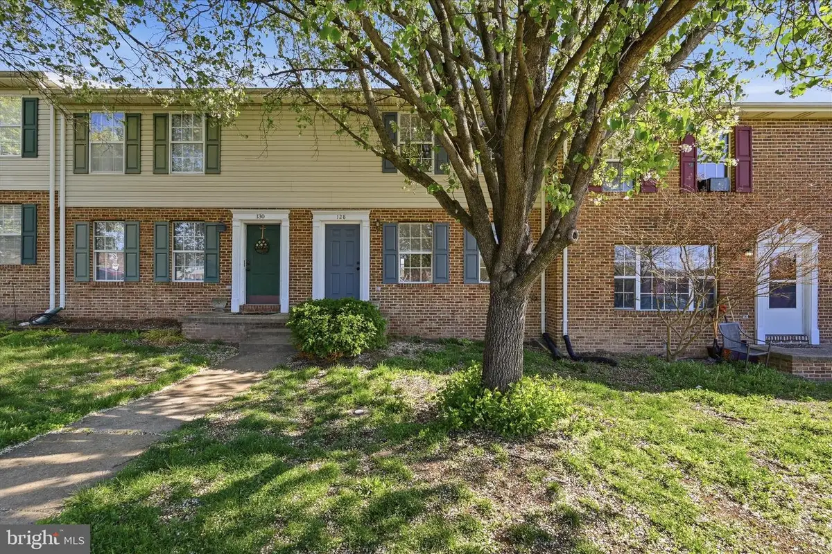 128 Little River Dr, Winchester, VA 22602 - #1