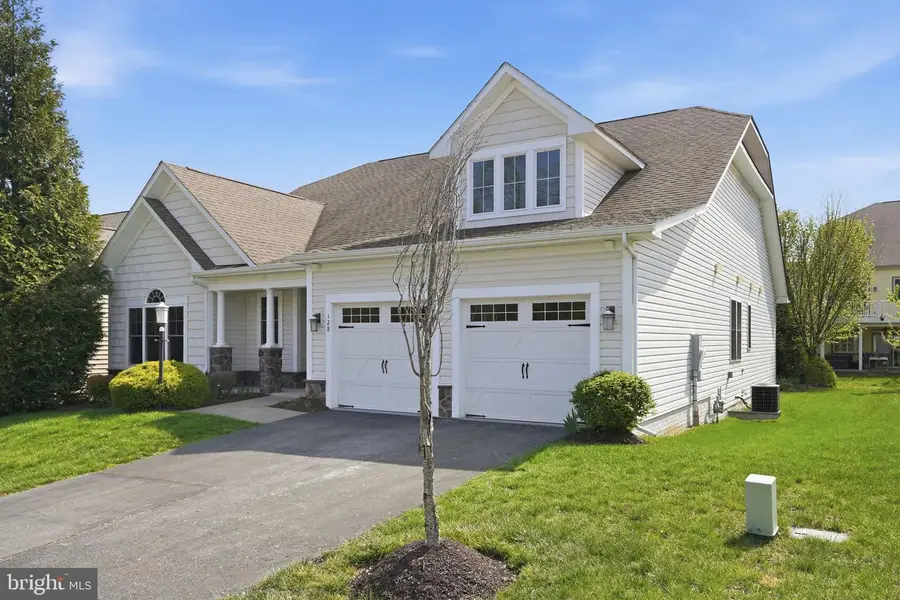 128 Turnstone Ln, Opequon, VA 22630 - #2