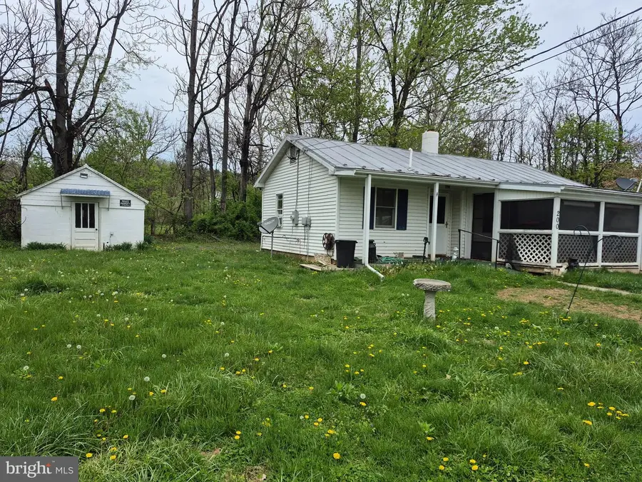 200 Middle Ln, Gore, VA 22637 - #2