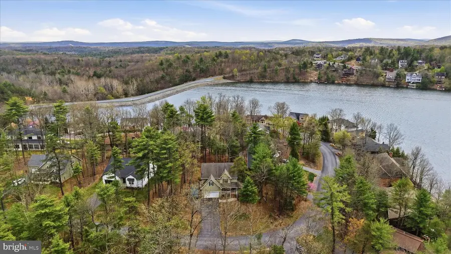 107 Lake Shore Dr, Cross Junction, VA 22625 - #2