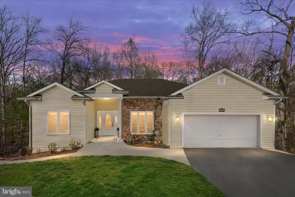 203 Northwood Cir, CROSS JUNCTION, VA 22625