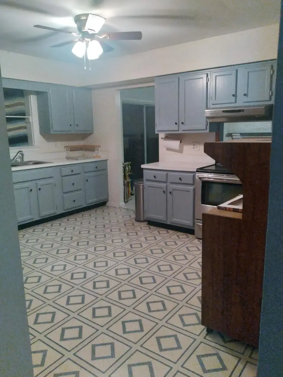 1485 S Timber Ridge Rd, Cross Junction, VA 22625 - #3