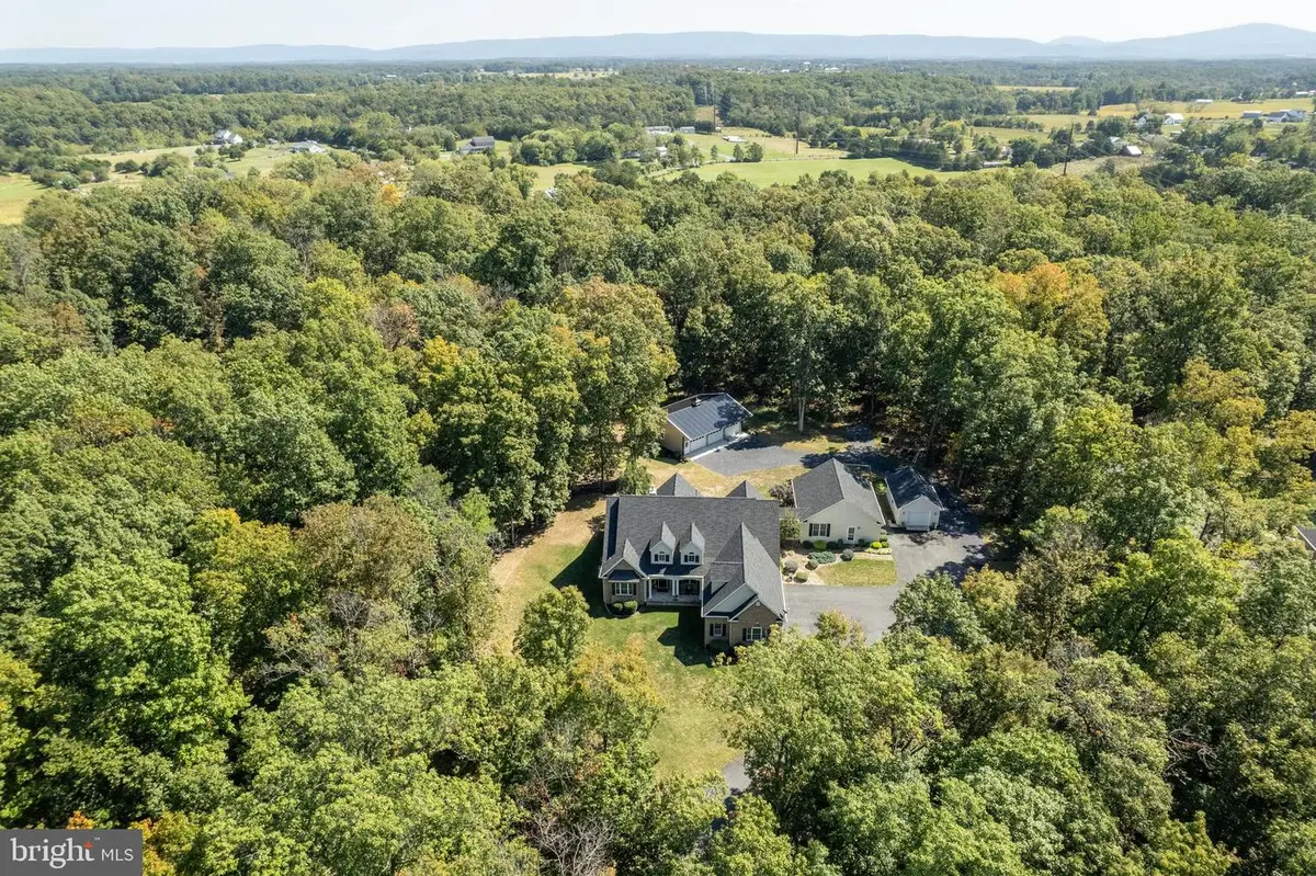 181 Ridings Mill Rd, Stephens City, VA 22655 - #1