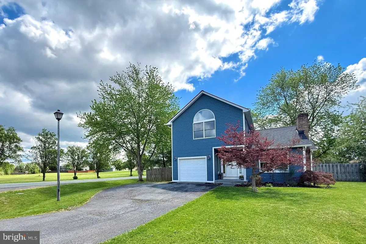 101 Southdown Cir, Stephens City, VA 22655 - #1