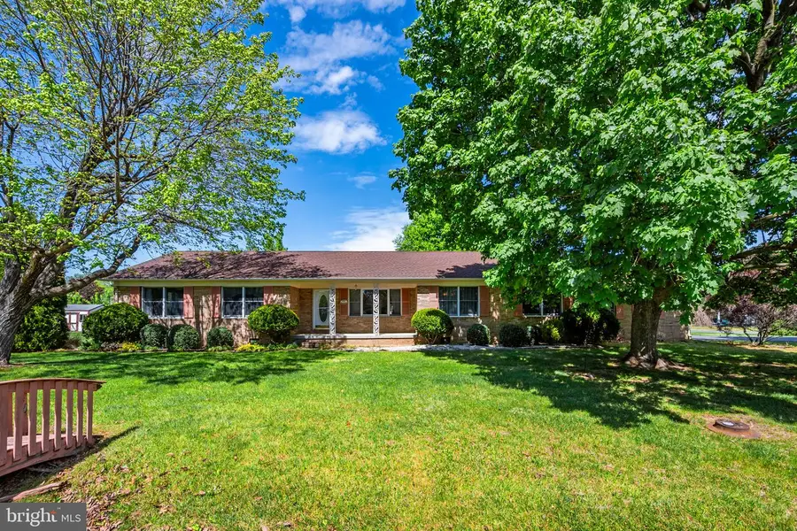 109 Rockbridge Rd, Stephens City, VA 22655 - #2