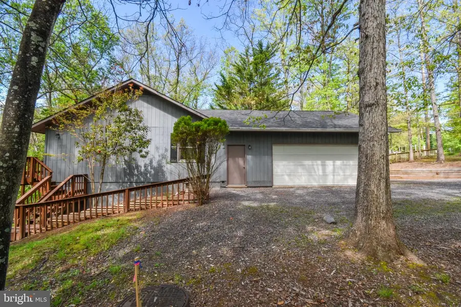 102 Northwood Cir, Cross Junction, VA 22625 - #2