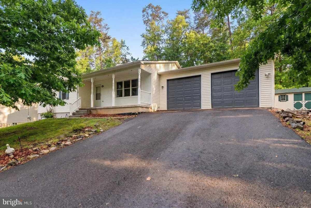 100 Woodlands Ln, Cross Junction, VA 22625 - #1
