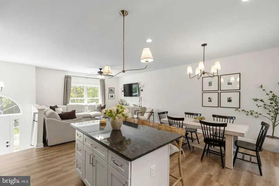 527 Grouse Dr, Winchester, VA 22602 - #2