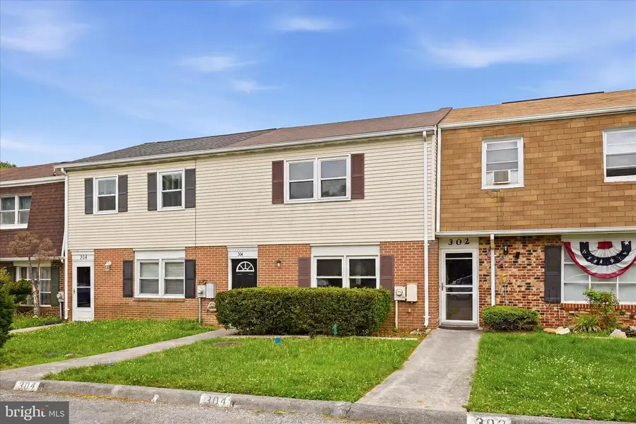 304 Ash Hollow Dr, Winchester, VA 22602 - #2