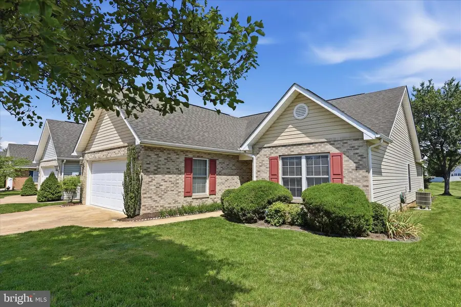 127 Spanish Oak Rd, Stephens City, VA 22655 - #2