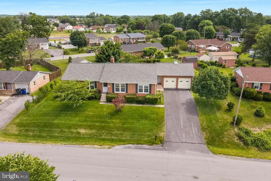 114 Williamson Rd, Winchester, VA 22602 - #2