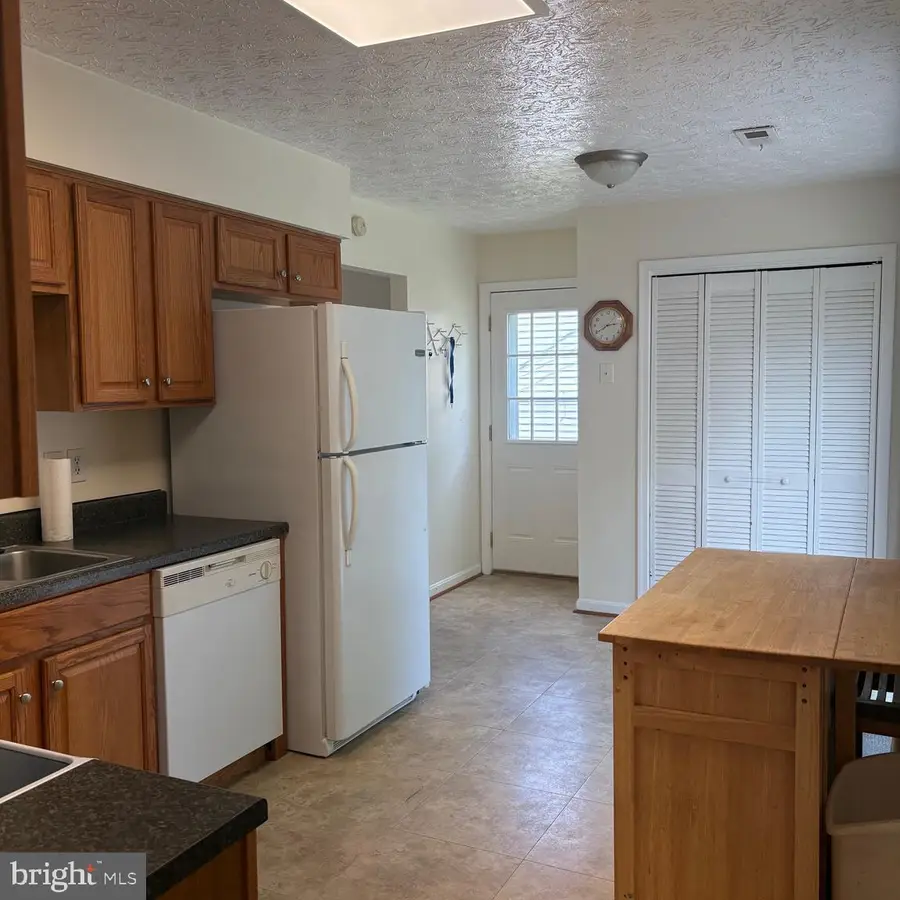 153 Sunset Dr, Winchester, VA 22602 - #3