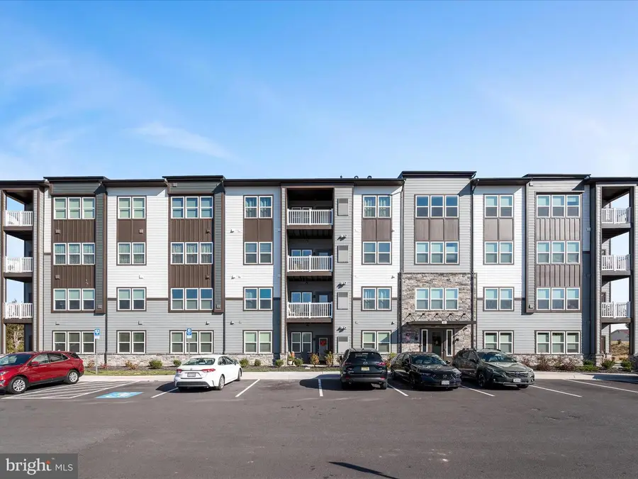 151 Mccormick Cir #201, Winchester, VA 22602 - #2