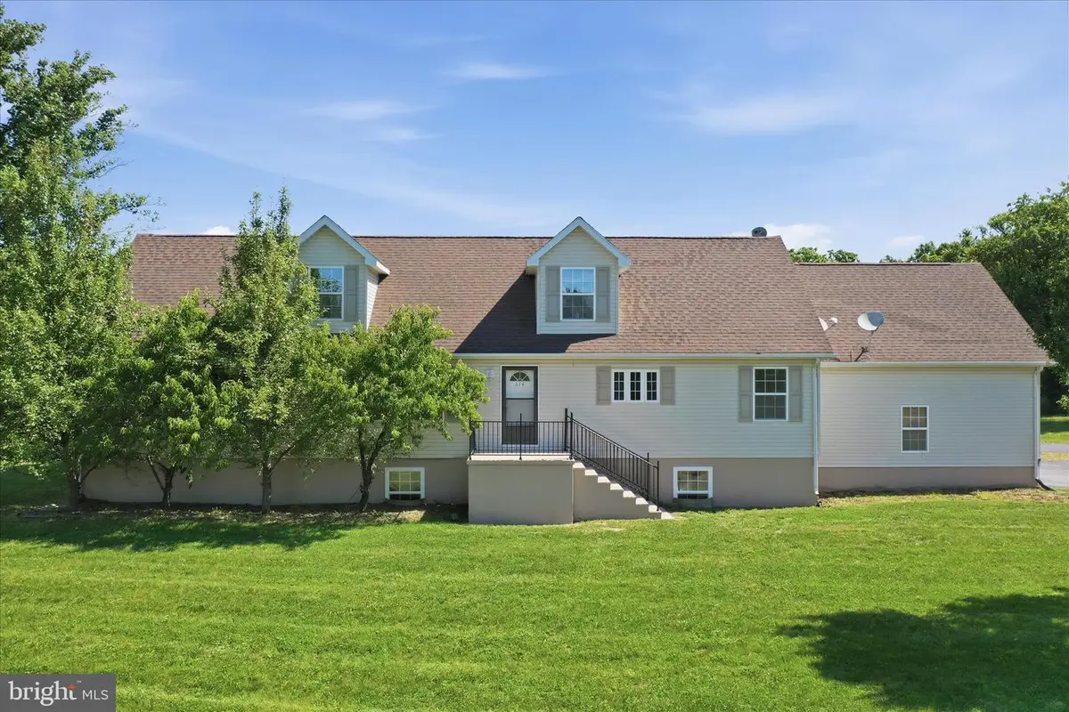 614 Mohawk Trl, Winchester, VA 22602 - #1