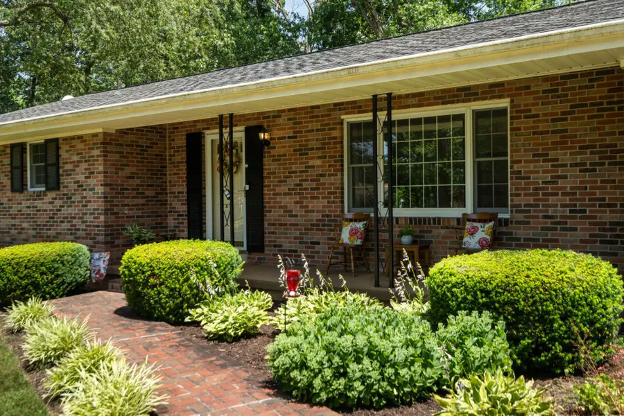 106 Hickory Hill Dr, Stephens City, VA 22655 - #3
