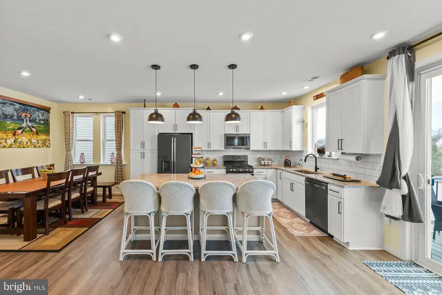 124 Lenore Ln, Winchester, VA 22602 - #2