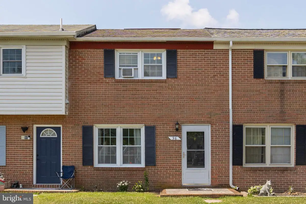 96 Hackberry Dr, Stephens City, VA 22655 - #1