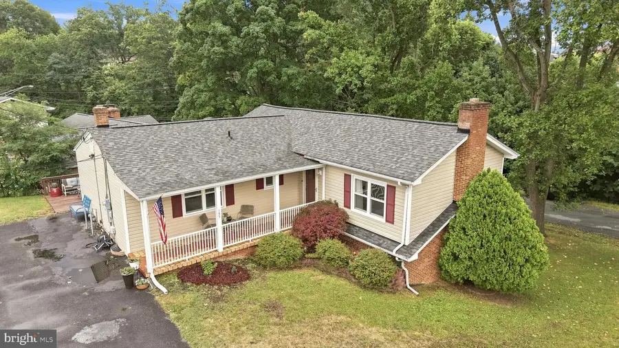 145 Wilkins Dr, Winchester, VA 22602 - #2