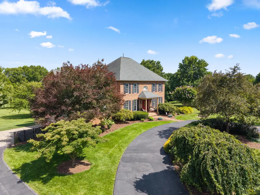160 Wilton Dr, Winchester, VA 22603 - #3