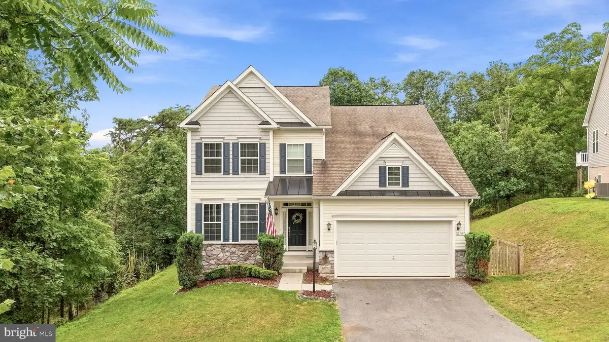 210 Woods Dr, Cross Junction, VA 22625 - #1