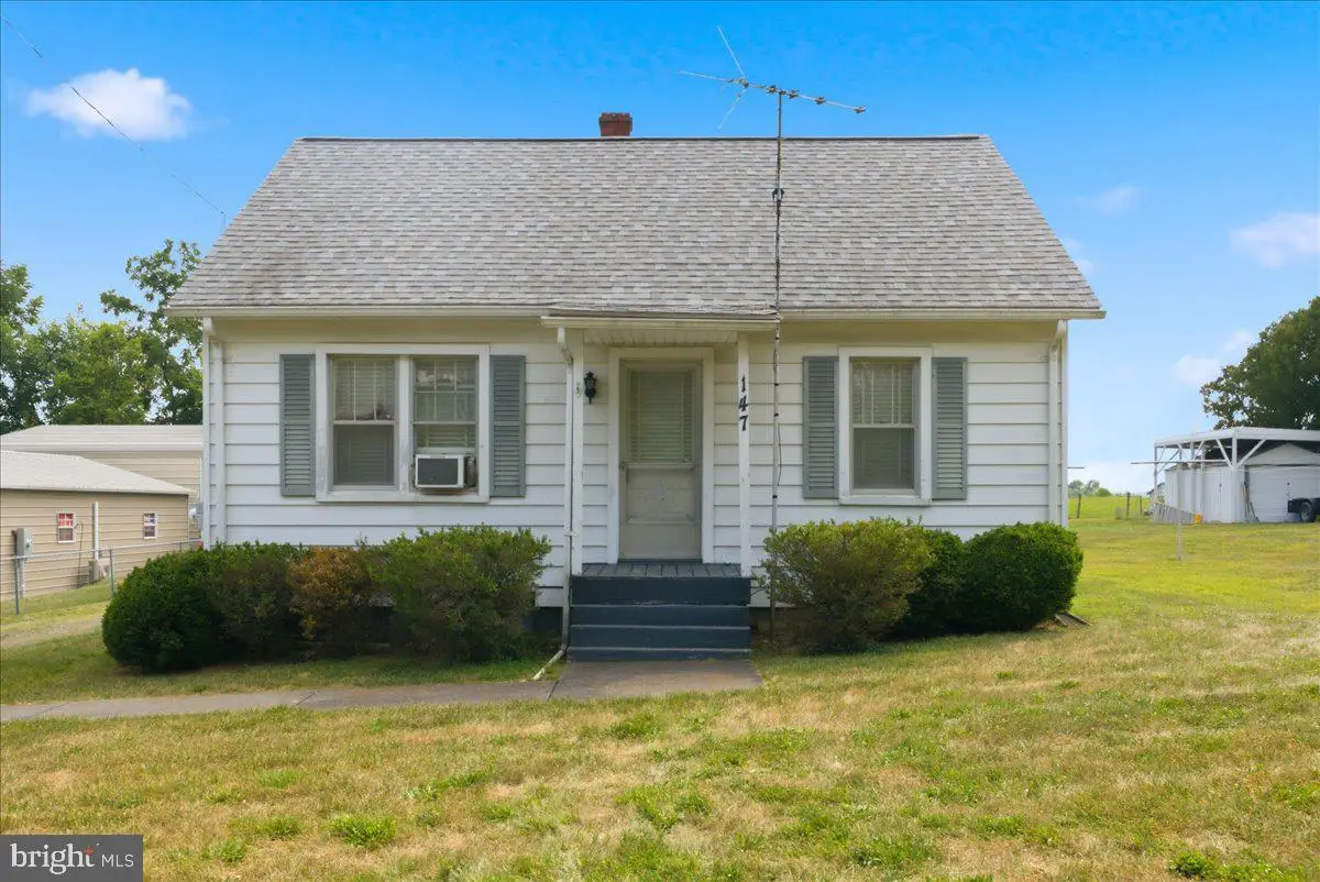 147 Family Dr, Stephens City, VA 22655 - #1
