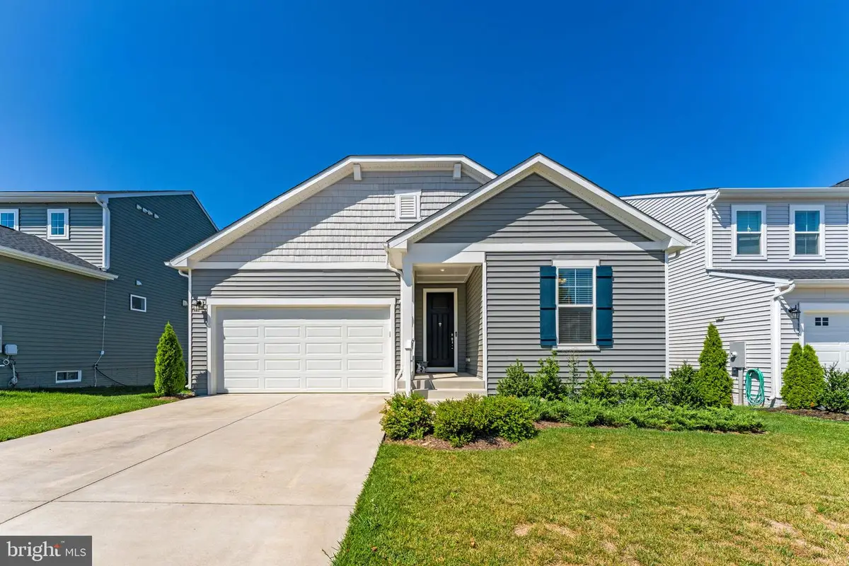 114 Curtain Fall Dr, Middletown, VA 22645 - #1