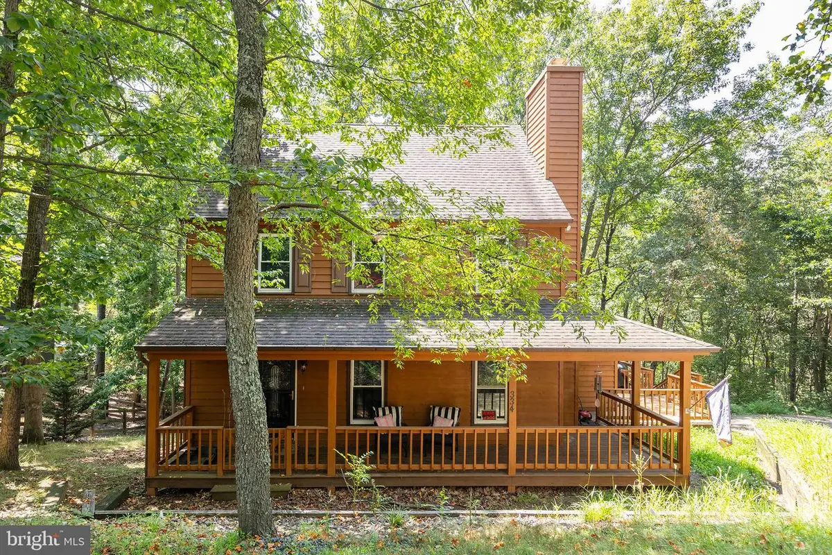 334 Overlook Dr, Cross Junction, VA 22625 - #1