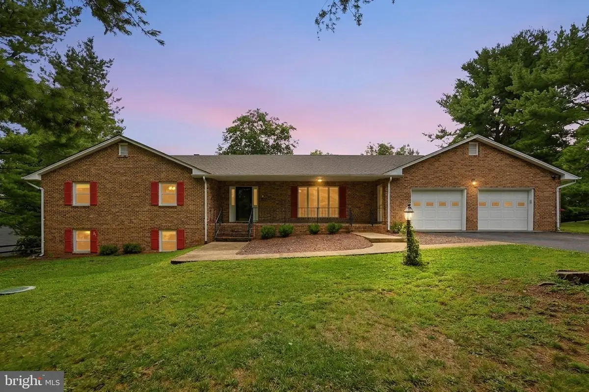 146 Stonebrook Rd, Winchester, VA 22602 - #1
