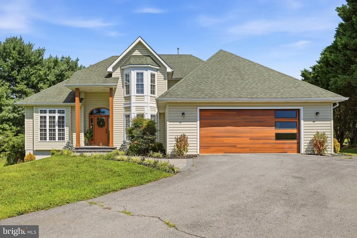 199 Meeting House Dr, Winchester, VA 22602 - #1