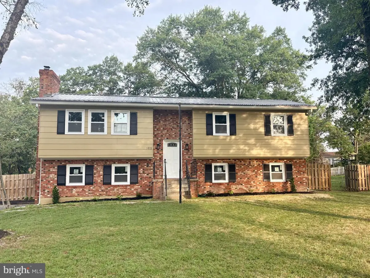 105 Wythe Ave, Stephens City, VA 22655 - #1
