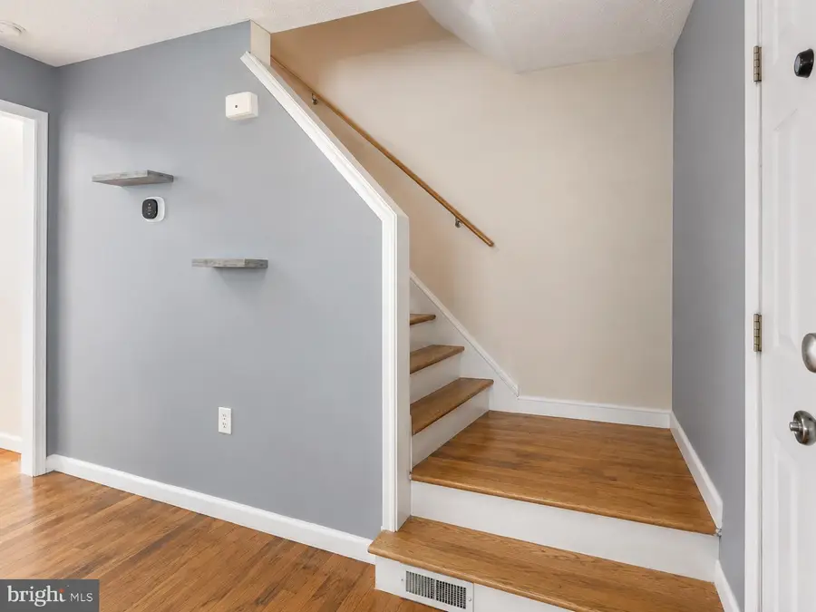 106 Lakeridge Dr, Stephens City, VA 22655 - #3