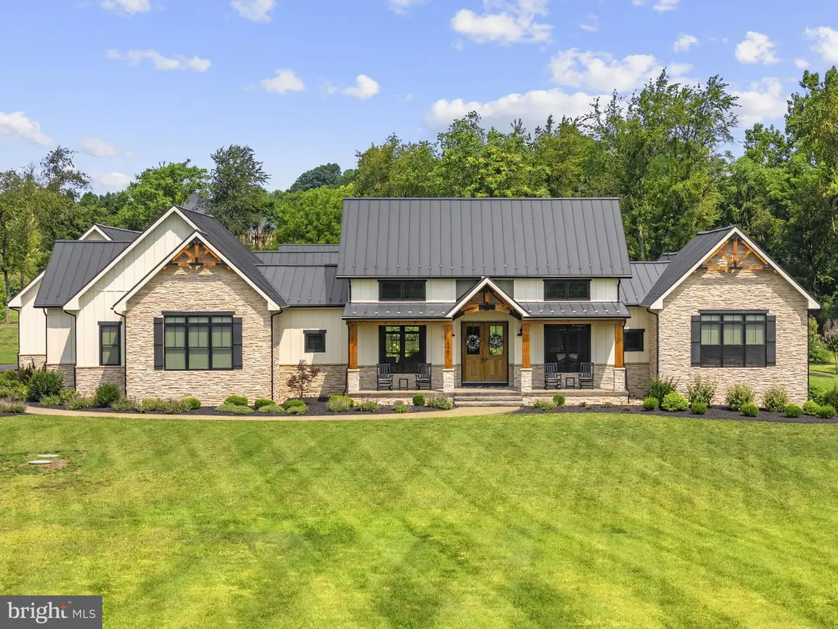 144 Robinson Dr, Winchester, VA 22602 - #1