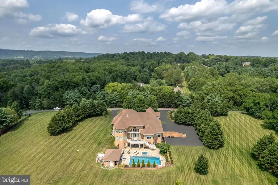 1950 Jones Rd, Winchester, VA 22602 - #3