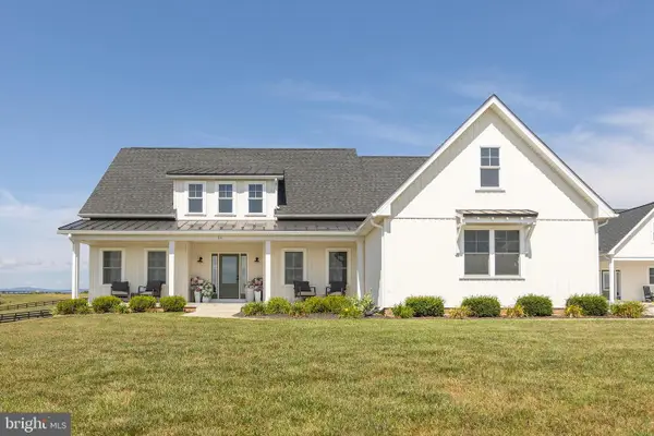 111 Pomme Cir, STEPHENS CITY, VA 22655