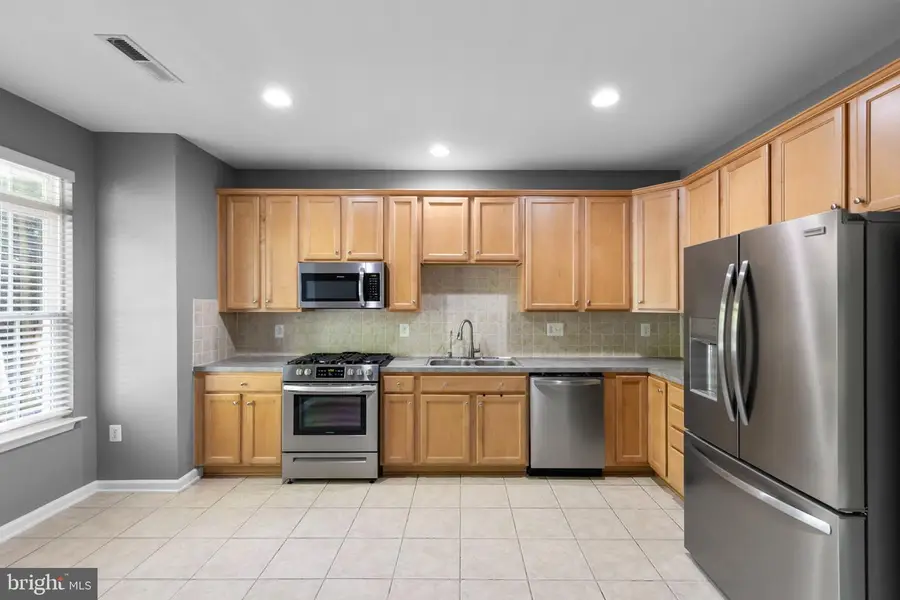 402 Quinton Oaks Cir, Stephens City, VA 22655 - #3