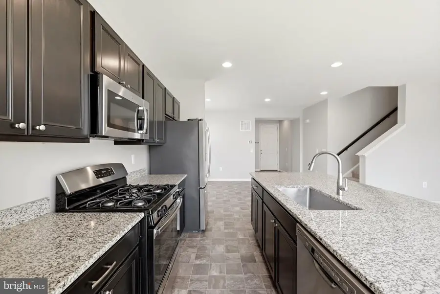 437 Town Run Ln, Stephens City, VA 22655 - #3