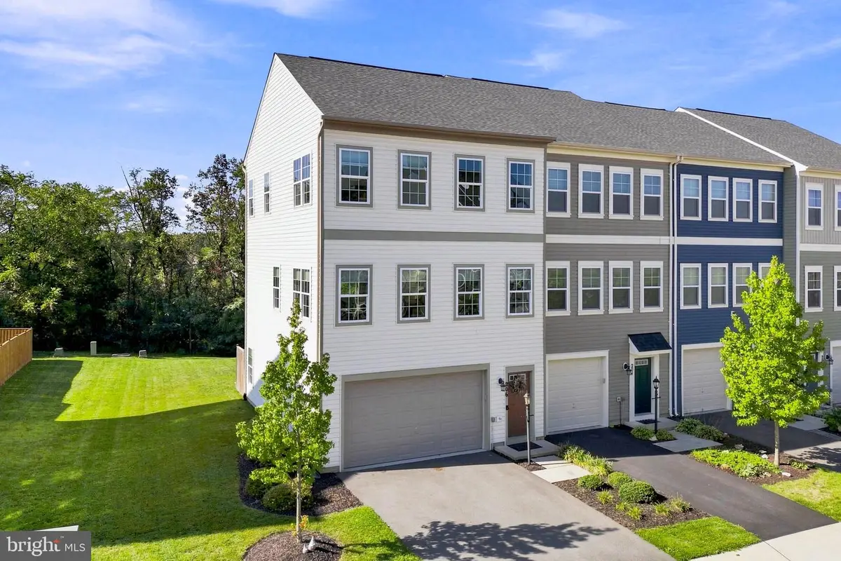 206 Crofton Ct, Stephenson, VA 22656 - #1