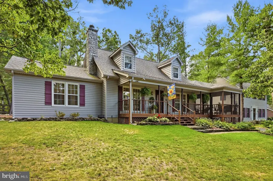 228 Fairway Cir, Cross Junction, VA 22625 - #2