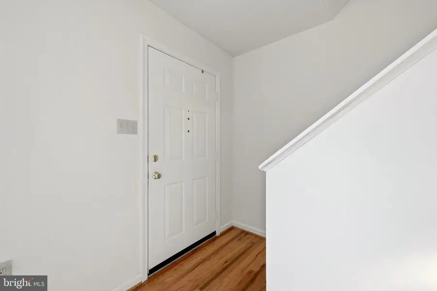 261 Waterford Ln, Winchester, VA 22602 - #3