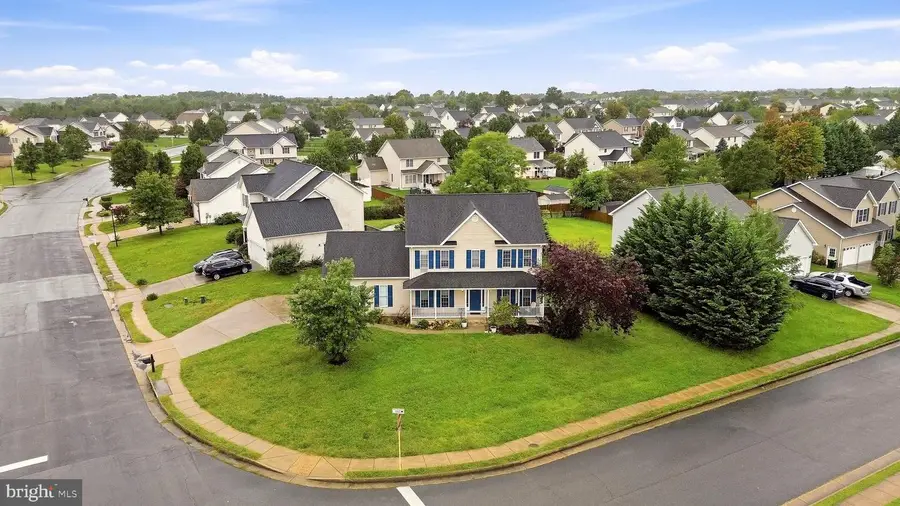 207 Clydesdale Dr, Stephens City, VA 22655 - #2