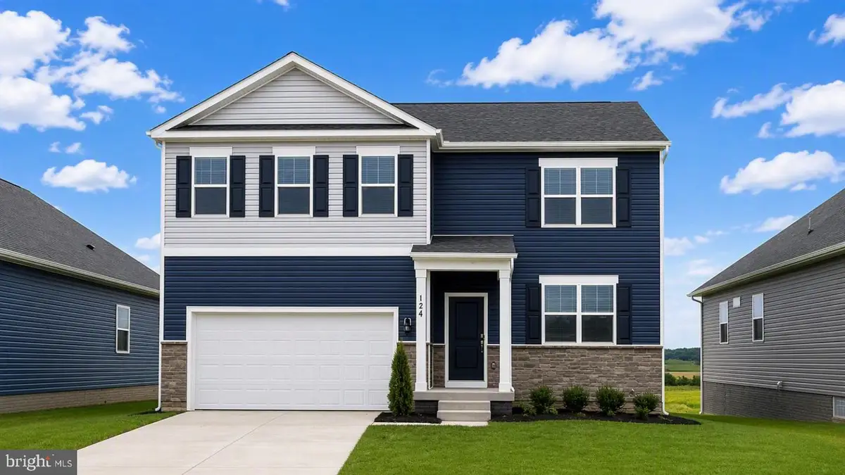 106 Bookers Crest Dr, Stephens City, VA 22655 - #1