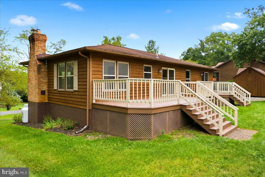 409 Sunset Cir, Cross Junction, VA 22625 - #2