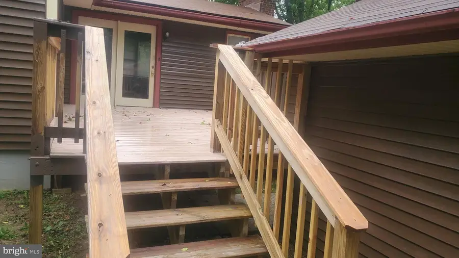 121 Duwamish Trl, Winchester, VA 22602 - #3