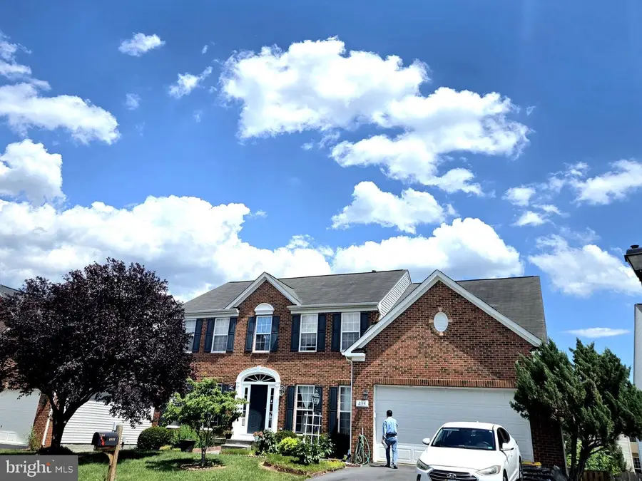 214 Stephens Run St, Stephens City, VA 22655 - #2