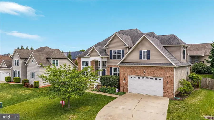 146 Darby Dr, Winchester, VA 22602 - #2