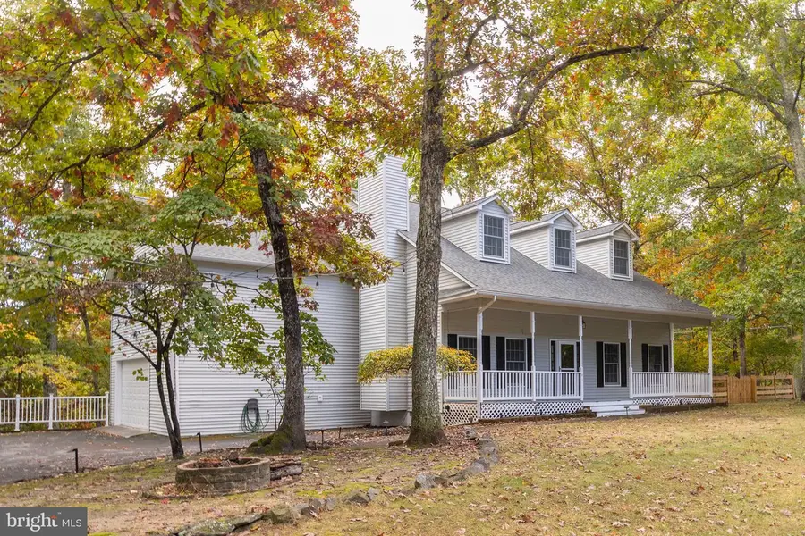 141 Dogwood Dr, Cross Junction, VA 22625 - #3