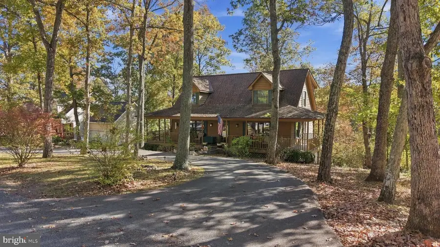 113 Greenwood Ct, Cross Junction, VA 22625 - #3