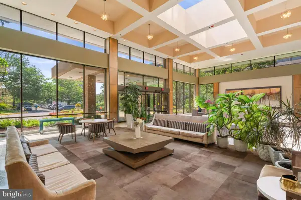 3709 S George Mason Dr #406-e, FALLS CHURCH, VA 22041