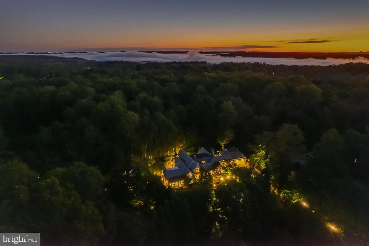 9324 Georgetown Pike, Great Falls, VA 22066 - #1