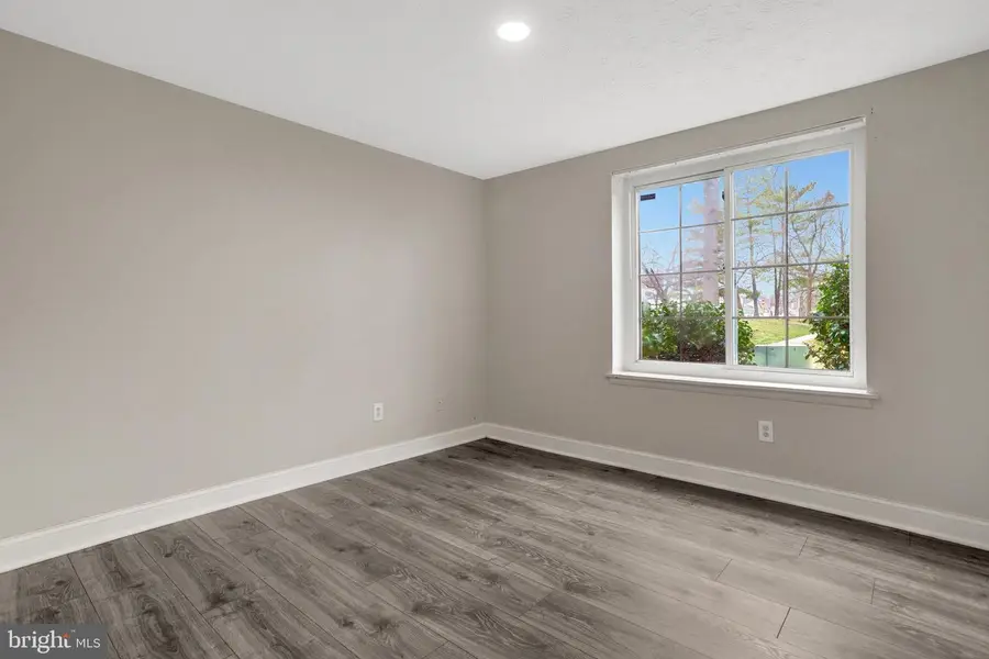 4300 Buckman Rd #d, Alexandria, VA 22309 - Image #3